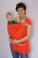 Настя - создатель "морковных слингов" со своим сыночком Владиком