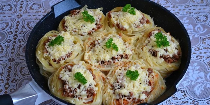 Фарш с макаронами на сковороде - пошаговые рецепты приготовления с фото