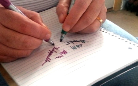 Как научиться писать двумя руками