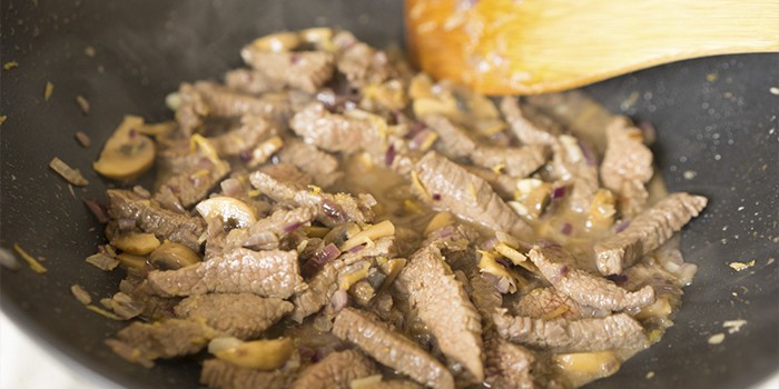 Бефстроганов из говядины - как приготовить по пошаговым рецептам с фото