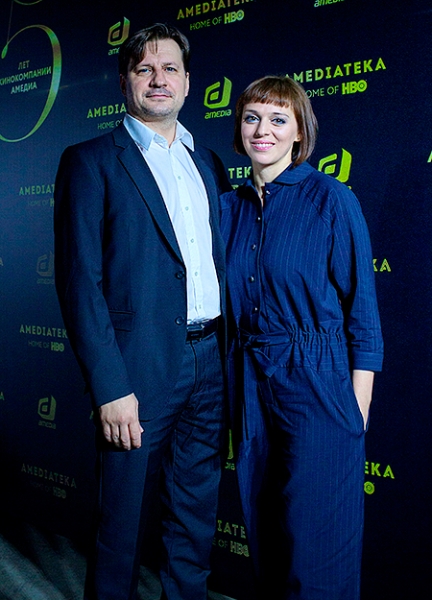 15 лет спустя: Нелли Уварова с мужем, Юлия Такшина, Анастасия Заворотнюк и другие на юбилее компании "Амедиа"
