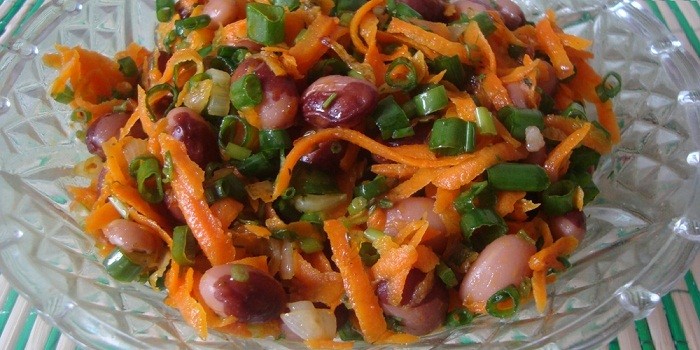 Салат из моркови и фасоли - пошаговые рецепты приготовления с луком, перцем, чесноком или на зиму в банках
