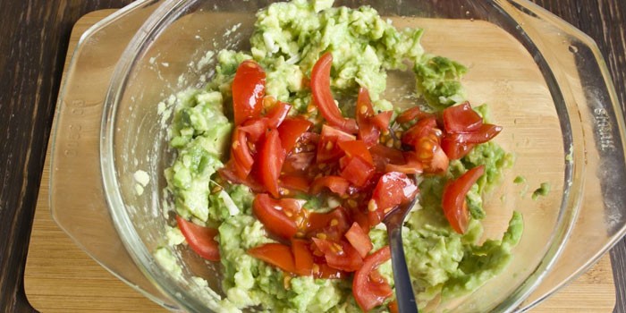 Гуакамоле – что это такое и ингредиенты мексиканского соуса из авокадо, как приготовить в домашних условиях