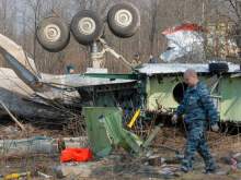 СМИ: самолет президента Качиньского был взорван изнутри