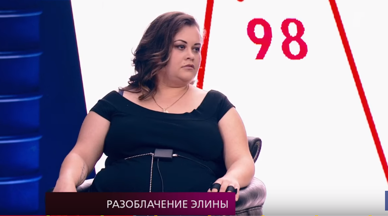 Взбешенная обличительница Джигарханяна, обвиненная в сутенерстве, сбежала с ток-шоу Шепелева