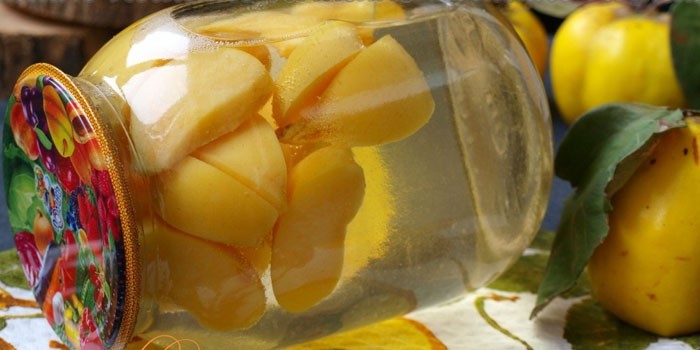 Что такое айва и как ее едят - полезные свойства сырого фрукта, применение в кулинарии и народной медицине