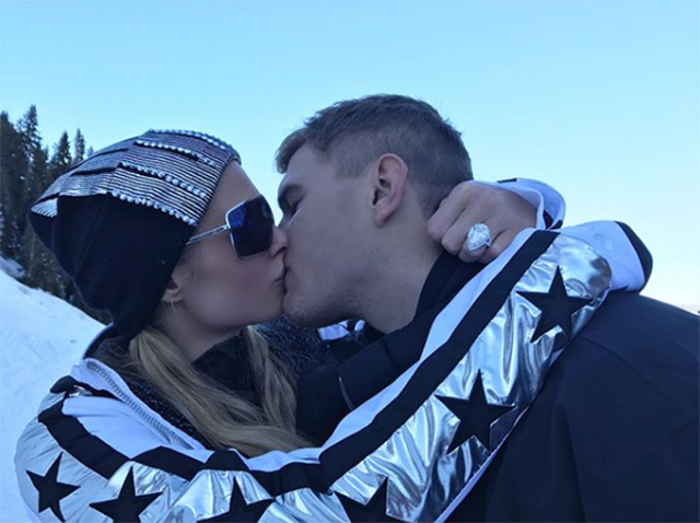 Пэрис Хилтон выходит замуж за Криса Зилку: фото необычного кольца