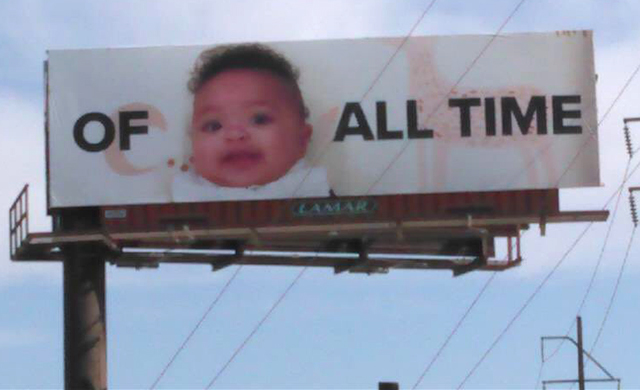 Муж Серены Уильямс признался ей в любви с помощью рекламных билбордов в Калифорнии