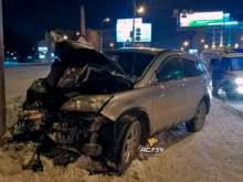 В Новосибирске водитель протаранил толпу: двое погибших