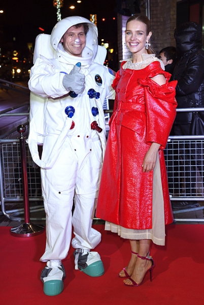 Даутцен Крез, Карли Клосс и Стелла Маккартни на ярмарке Натальи Водяновой Fabulous Fund Fair в Лондоне