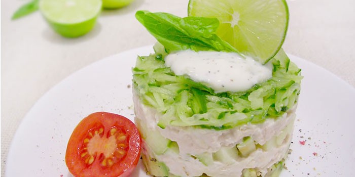 Салат с селедкой - пошаговые рецепты приготовления в домашних условиях с фото