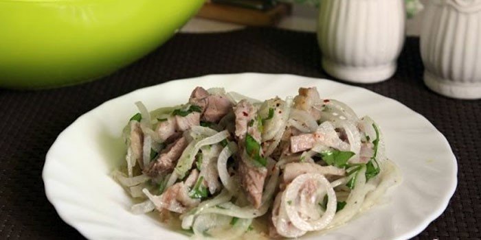 Салат со свининой - рецепт