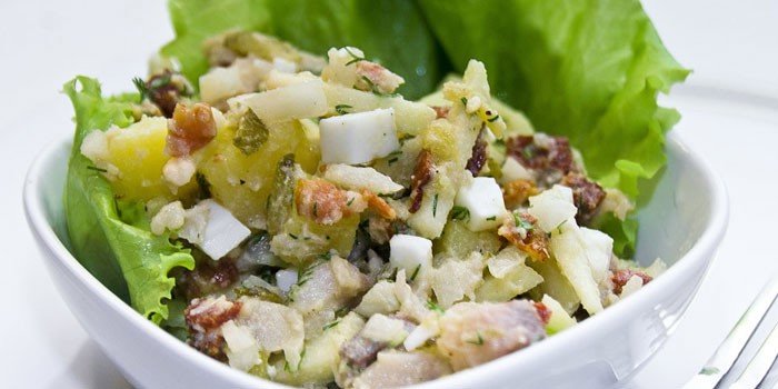 Салат из скумбрии - лучшие пошаговые рецепты приготовления закуски в домашних условиях с фото