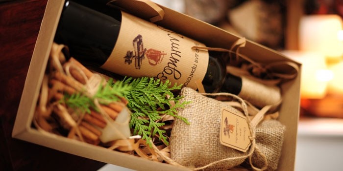 Набор для глинтвейна - как выбрать подарочный или новогодний по составу специй, сорту вина, бренду и цене