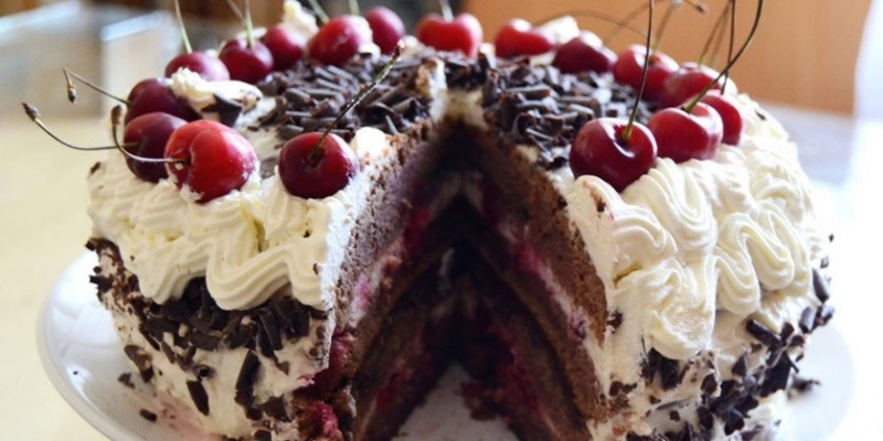 Торт с вишней - как правильно приготовить вкусный десерт в домашних условиях по пошаговым рецептам с фото