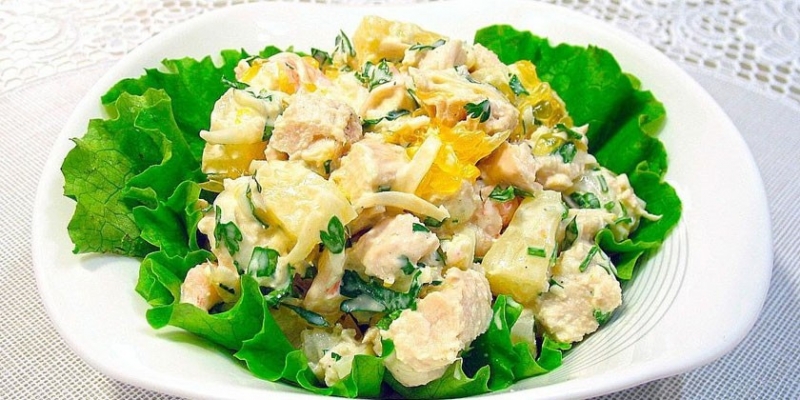 Салат из куриной грудки и ананаса - лучшие пошаговые рецепты приготовления в домашних условиях с фото