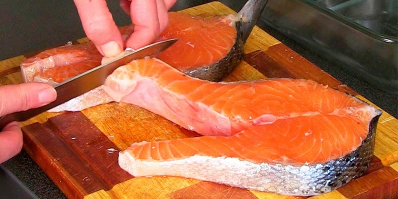 Шашлык из красной рыбы - как правильно и вкусно замариновать и приготовить по пошаговым рецептам с фото