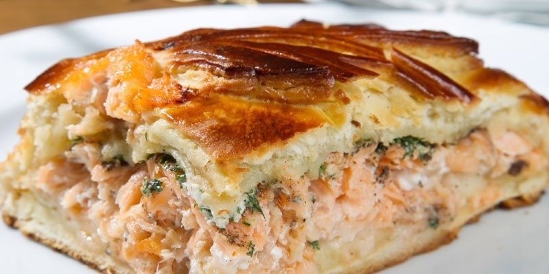 Тесто для рыбного пирога - пошаговые рецепты приготовления слоеного, дрожжевого, кефирного и жидкого с фото