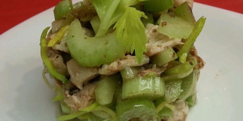 Салат с сельдереем и яблоком - как приготовить в домашних условиях по пошаговым рецептам с фото