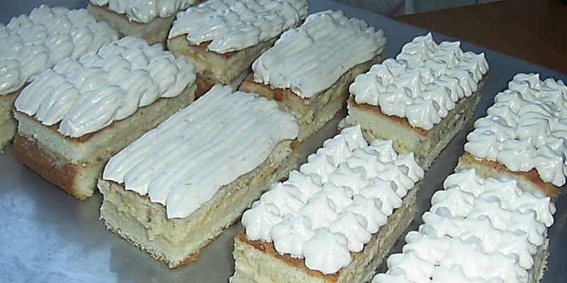 Бисквитные пирожные - пошаговые рецепты приготовления вкусного десерта в домашних условиях с фото