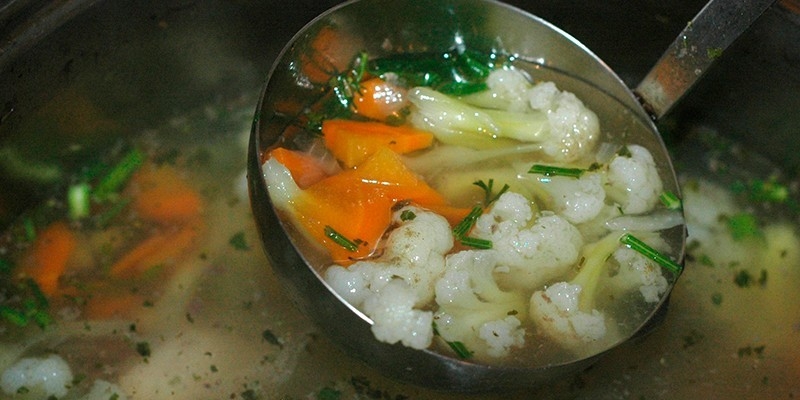 Суп с солеными огурцами - пошаговые рецепты приготовления в домашних условиях с фото