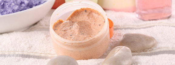 Как сделать домашний скраб для тела?