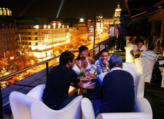 Жизнь в ночном городе