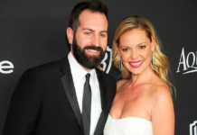 Кэтрин Хейгл и Джош Келли отметили годовщину свадьбы фотосессией в стиле «было-стало»