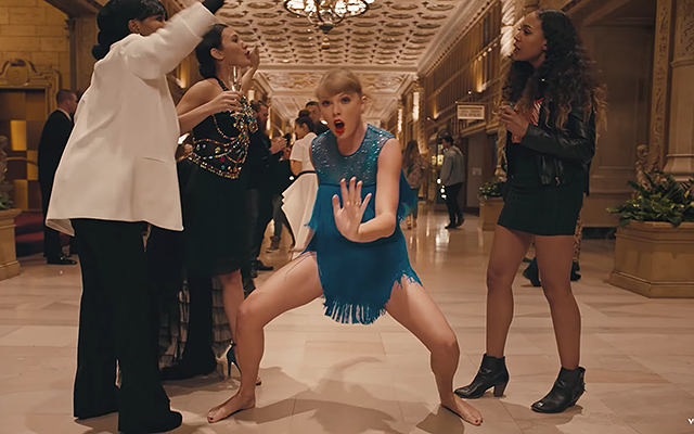 Новый клип Тейлор Свифт Delicate назвали плагиатом танцевальной рекламы Kenzo