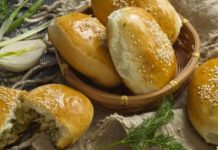 Пирожки с рисом и яйцом — популярные рецепты