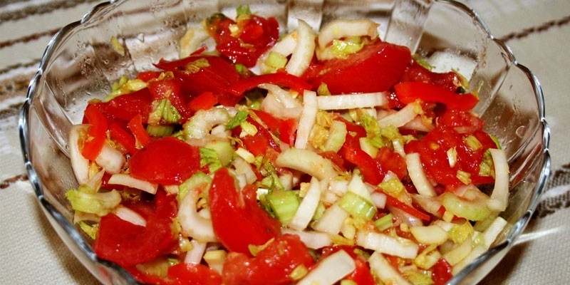 Салат из стебля сельдерея - пошаговые рецепты приготовления полезного блюда в домашних условиях с фото