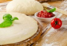 Тесто для пиццы на молоке — как правильно приготовить в домашних условиях по пошаговым рецептам с фото