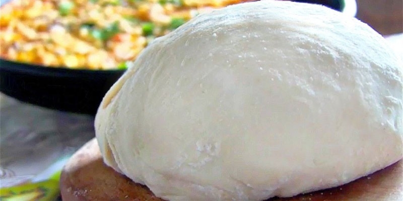 Тесто для пиццы на молоке - как правильно приготовить в домашних условиях по пошаговым рецептам с фото