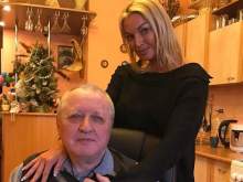 "Засунула в богадельню": Волочкову травят за брошенного отца-инвалида