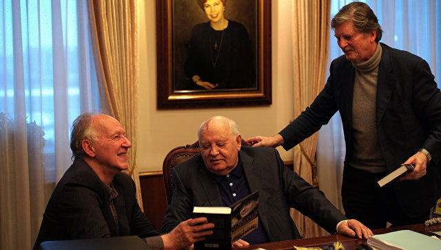 Горбачев будет присутствовать на московской премьере фильма о себе 