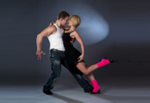 Как научиться танцевать хастл