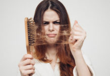 Как бороться с массовым выпадением волос