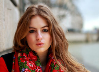 Стирка и уход за павлопосадским платком