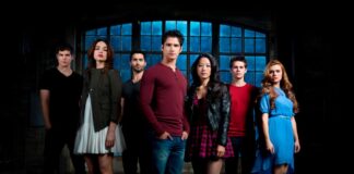 Отправляемся в мистический мир с Волчонком