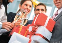 Ежедневник с логотипом — отличная реклама компании