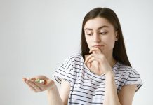 Какие витамины и БАДы помогут в борьбе с возрастными изменениями