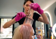 Достоинства салонного окрашивания волос: качество, безопасность, индивидуальный подход