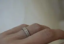 Выбираем бриллиантовое кольцо для дня бракосочетания