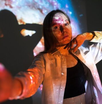 Особенности и преимущества иммерсивных шоу: что нужно знать