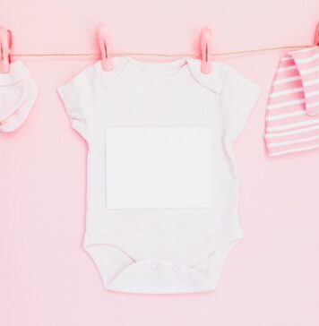 Как выбрать боди для новорождённых: рекомендации для родителей.