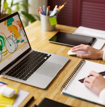 Как развитие творческих навыков способствует карьерному росту дизайнеров в условиях университетского образования