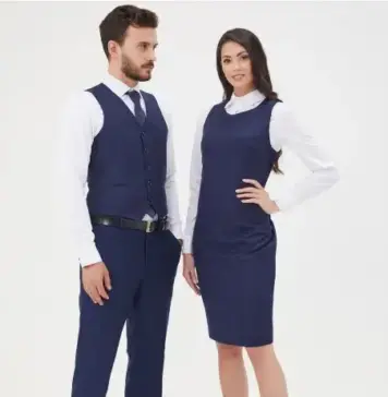 Гардероб для работы: элегантность, удобство и деловая атмосфера.